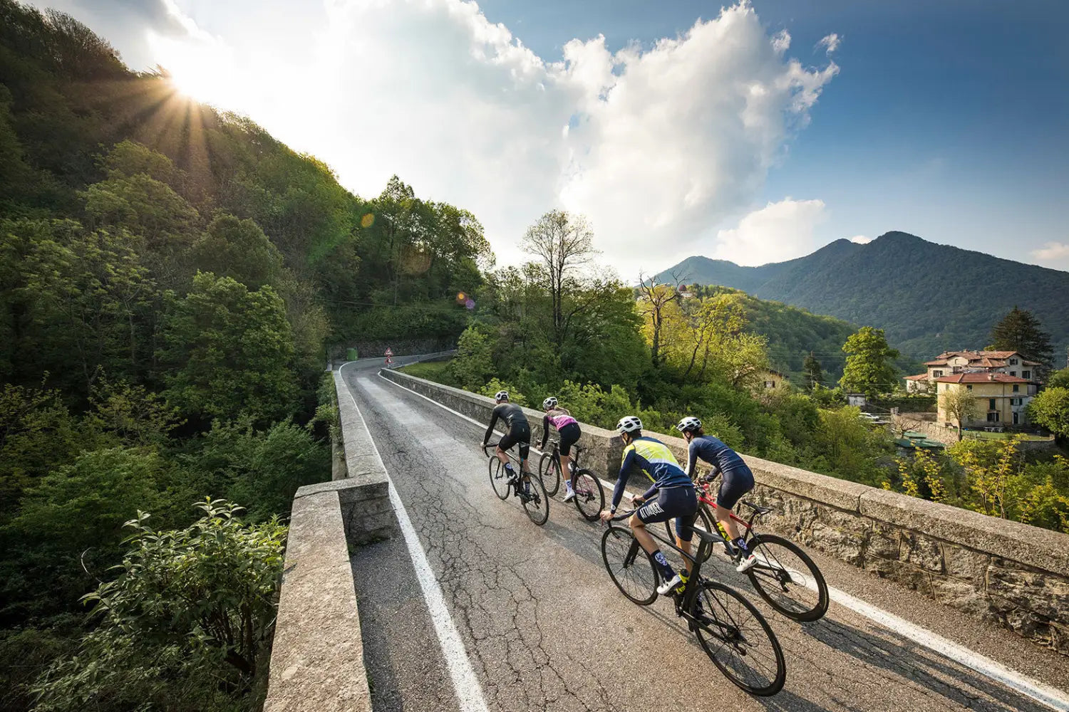 The Italian Job: Behind the scenes of Attaquer’s Lake Como Shoot