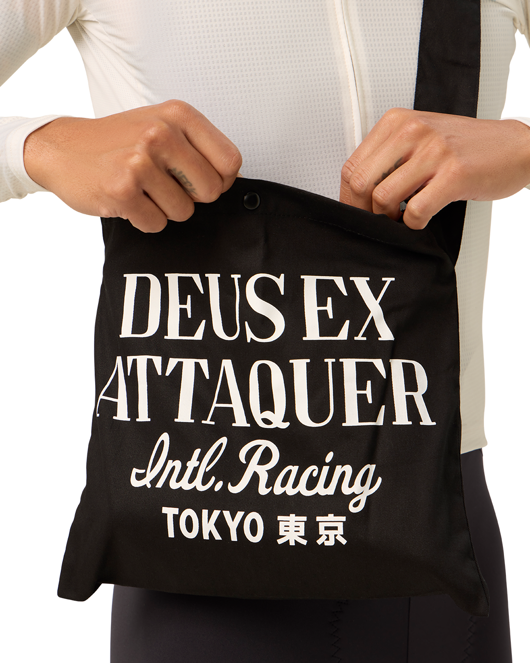 Deus Ex Attaquer Musette