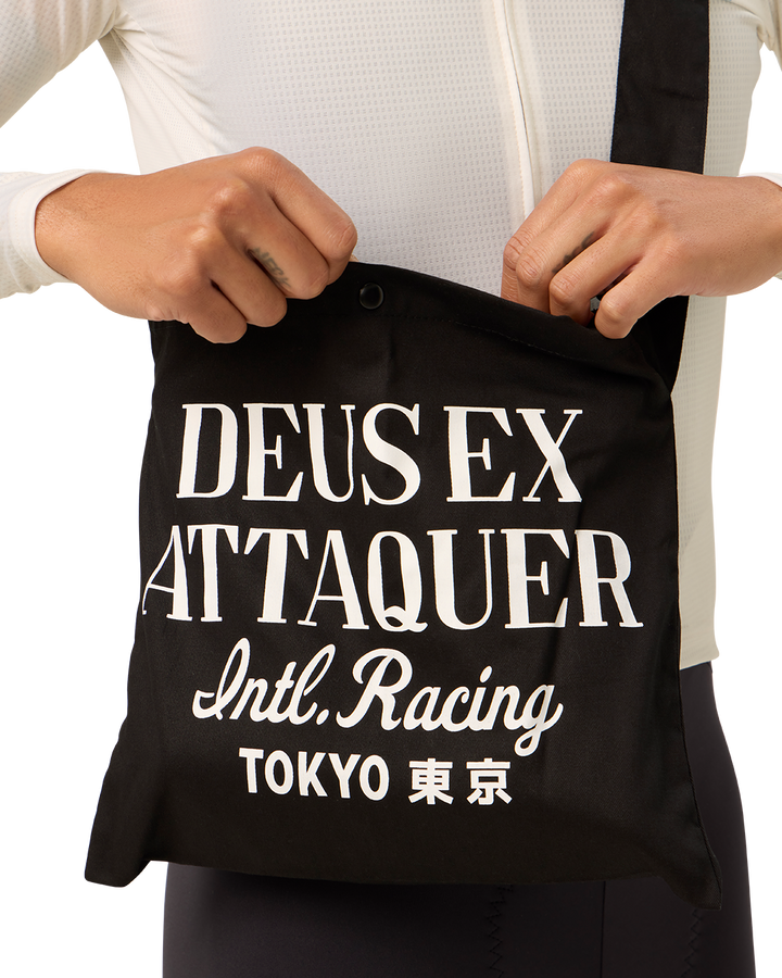 Deus Ex Attaquer Musette