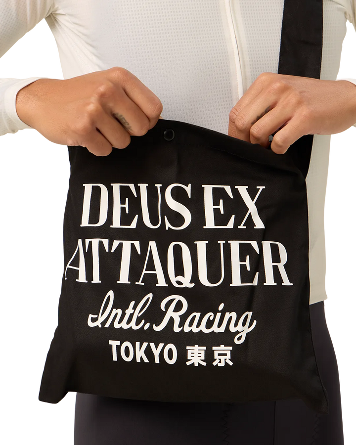 Deus Ex Attaquer Musette-Attaquer-Attaquer