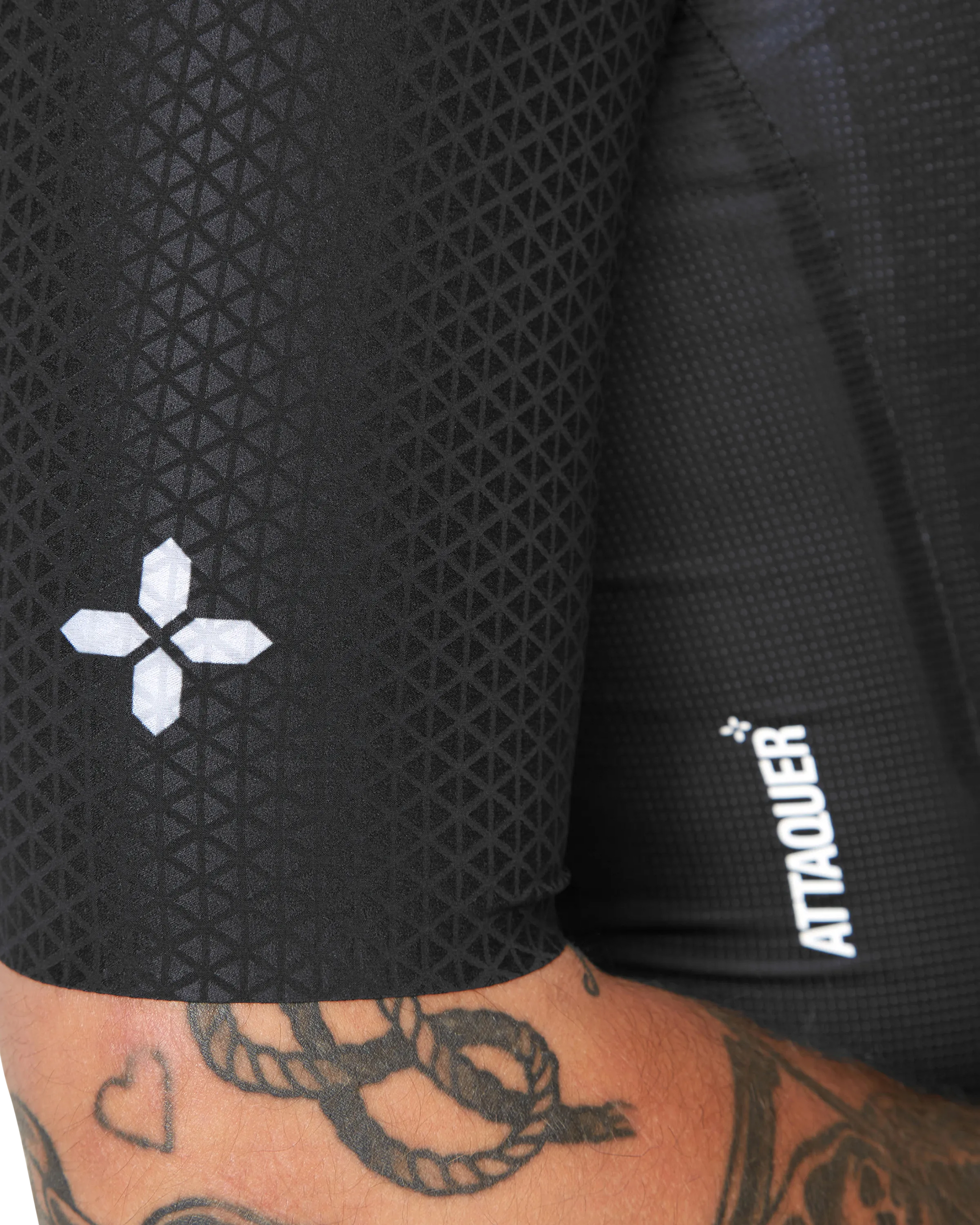 ULTRA: Aero Jersey Black-Attaquer-Attaquer
