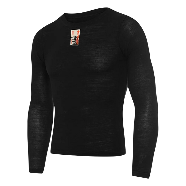 Merino Base Layer Long Sleeve Black feature display lifestyle