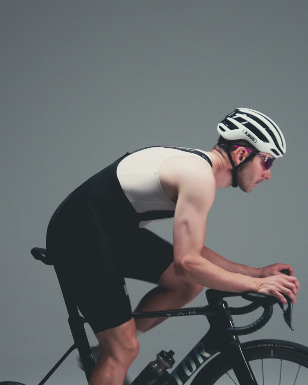 ULTRA: Aero Bib Short Black-Attaquer-Attaquer